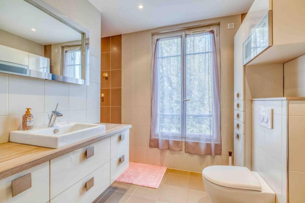 Villa Saint-Mard - King Size Bed - 10Min Aeroport Cdg 25Min Paris By Train 외부 사진
